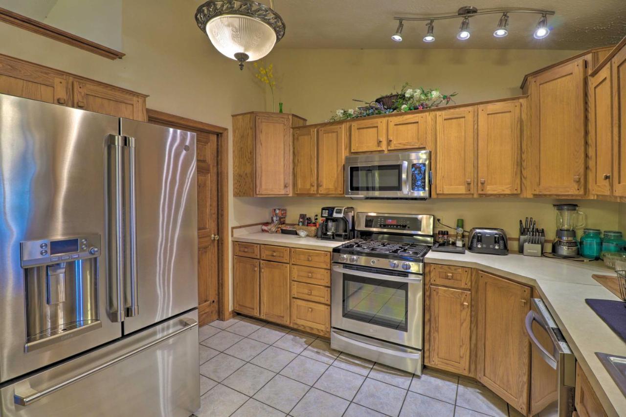 Secluded Marble Falls Family Home With Mtn Views! Ngoại thất bức ảnh